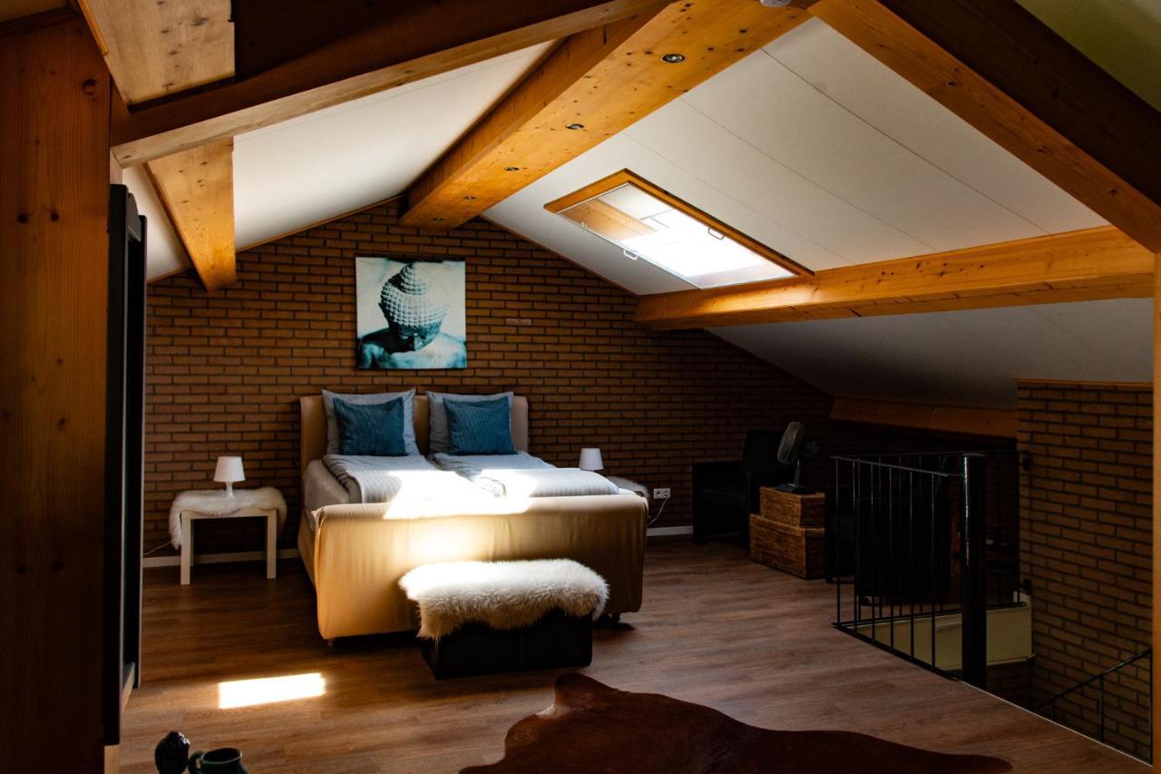 Bed And Breakfast Lindershoeve 버기크 외부 사진